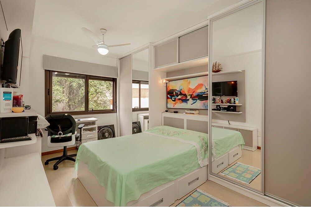 Apartamento à venda com 2 quartos, 79m² - Foto 4