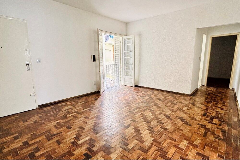 Apartamento à venda com 1 quarto, 55m² - Foto 2