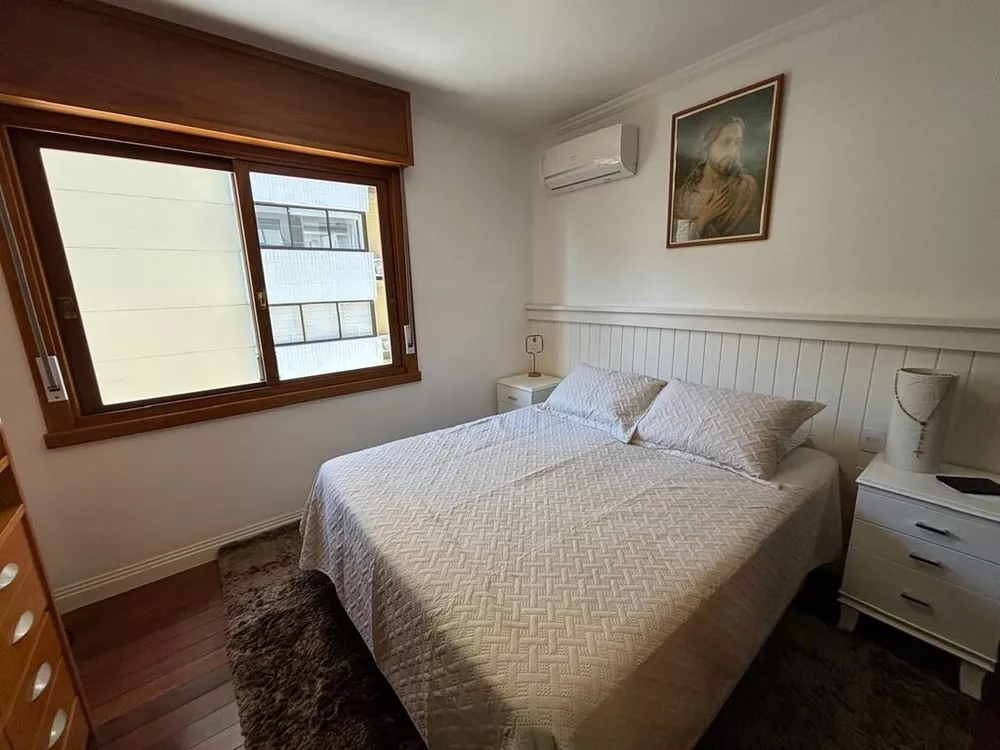 Apartamento à venda com 4 quartos, 164m² - Foto 2