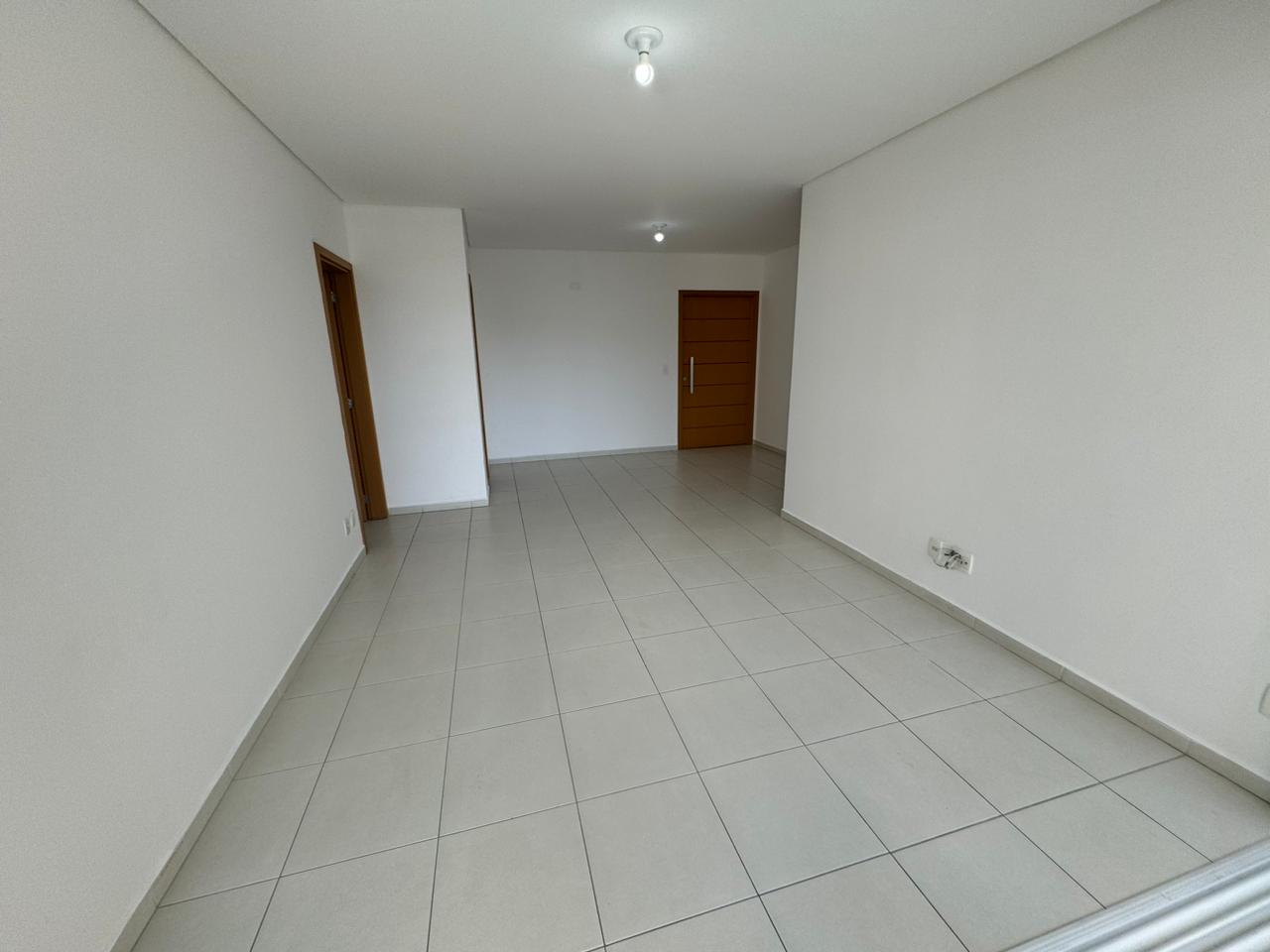 Apartamento para alugar com 3 quartos, 114m² - Foto 25