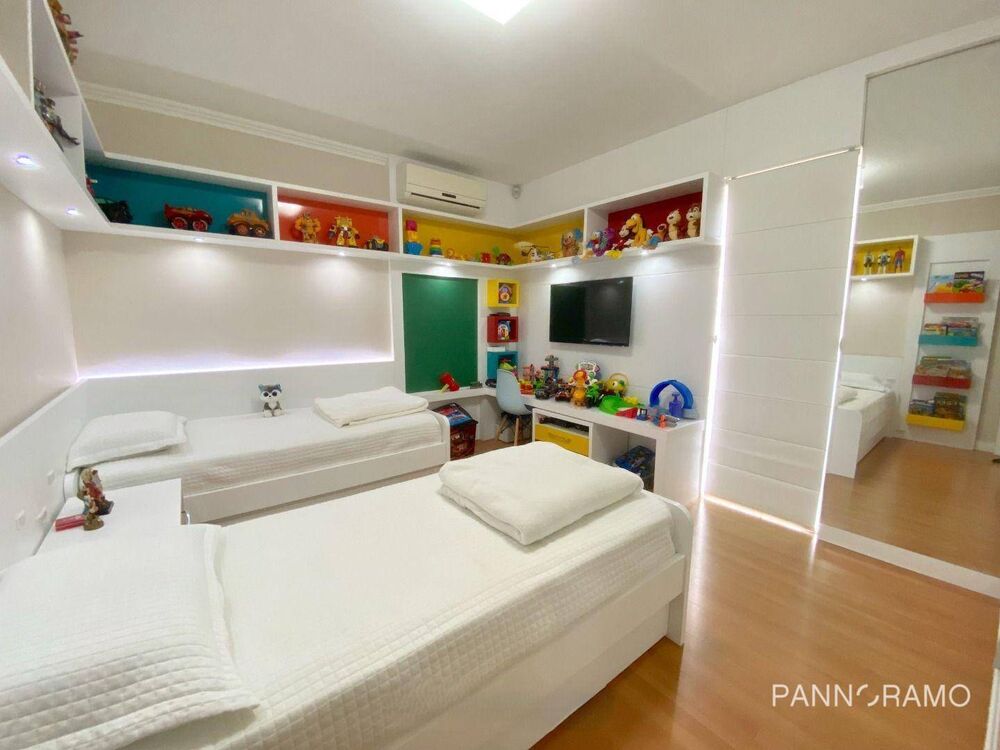 Casa, 3 quartos, 270 m² - Foto 11