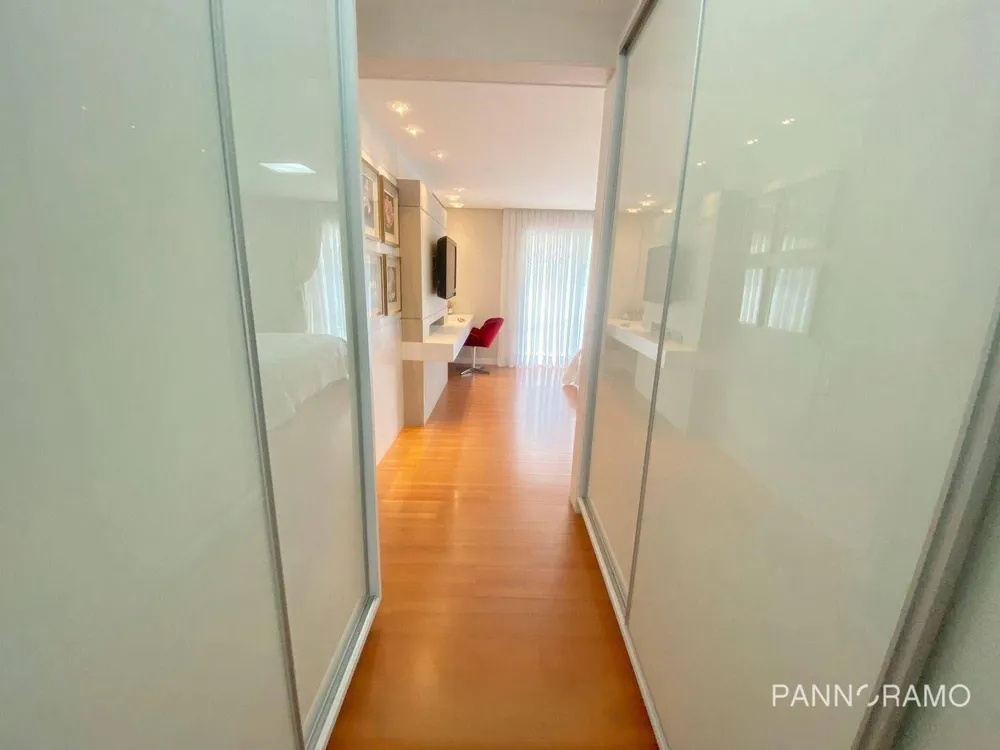Casa, 3 quartos, 270 m² - Foto 4