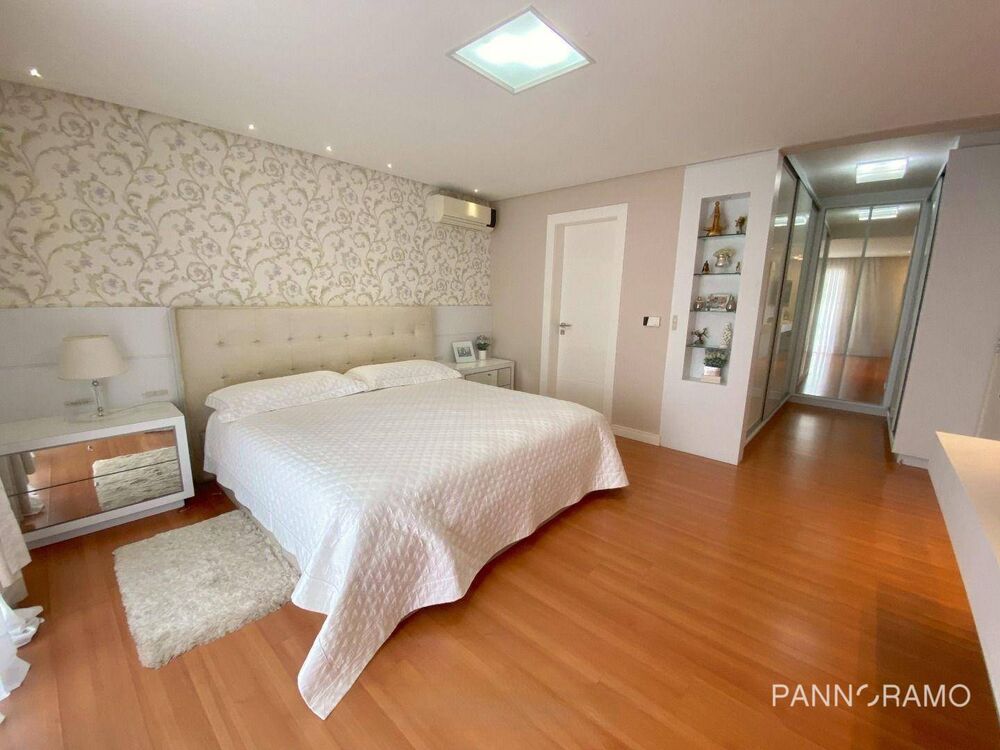 Casa, 3 quartos, 270 m² - Foto 2