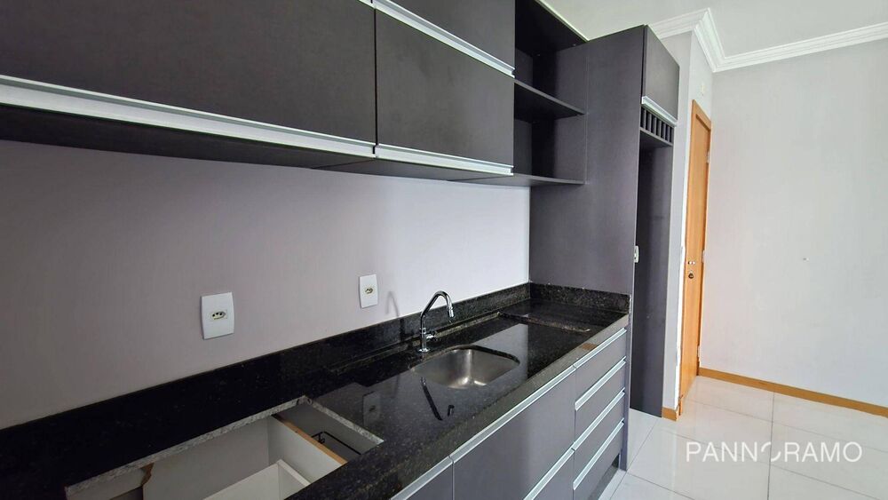 Apartamento para alugar com 3 quartos, 86m² - Foto 1