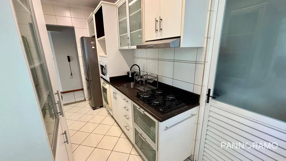 Apartamento, 3 quartos, 140 m² - Foto 2
