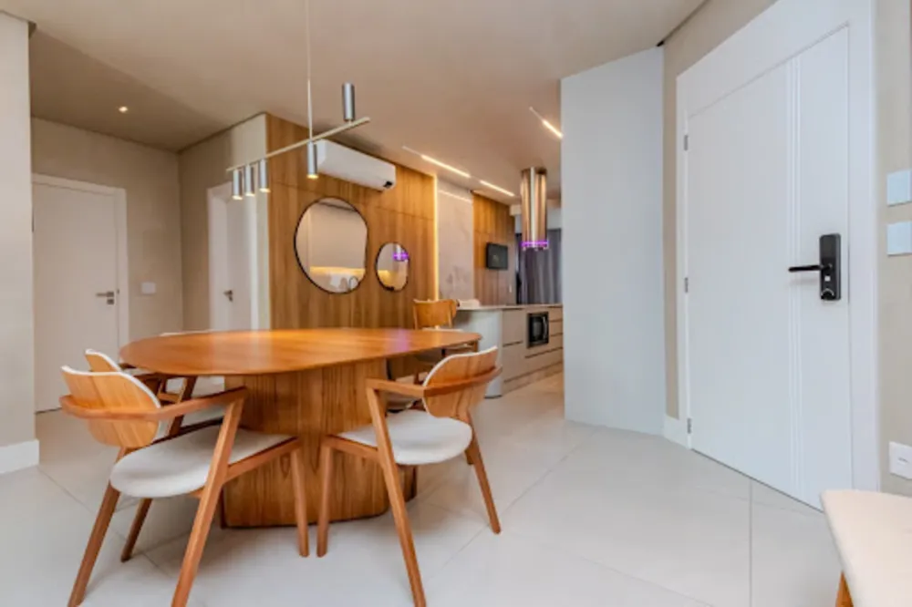 Apartamento, 3 quartos, 132 m² - Foto 2