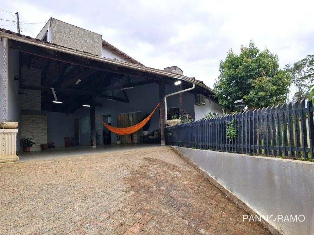 Casa, 4 quartos, 180 m² - Foto 2