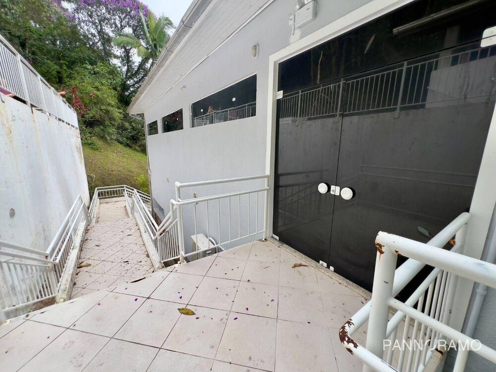Sala-Conjunto, 325 m² - Foto 1