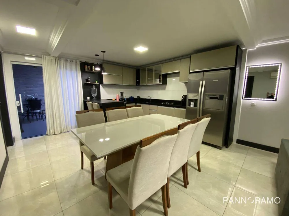 Casa, 4 quartos, 257 m² - Foto 4