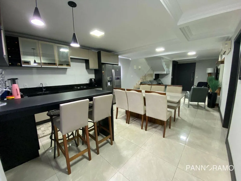 Casa, 4 quartos, 257 m² - Foto 2