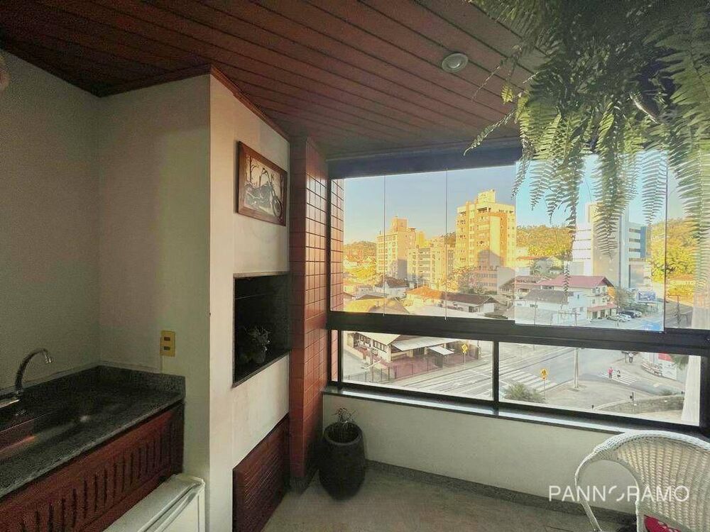 Apartamento à venda com 3 quartos, 110m² - Foto 3