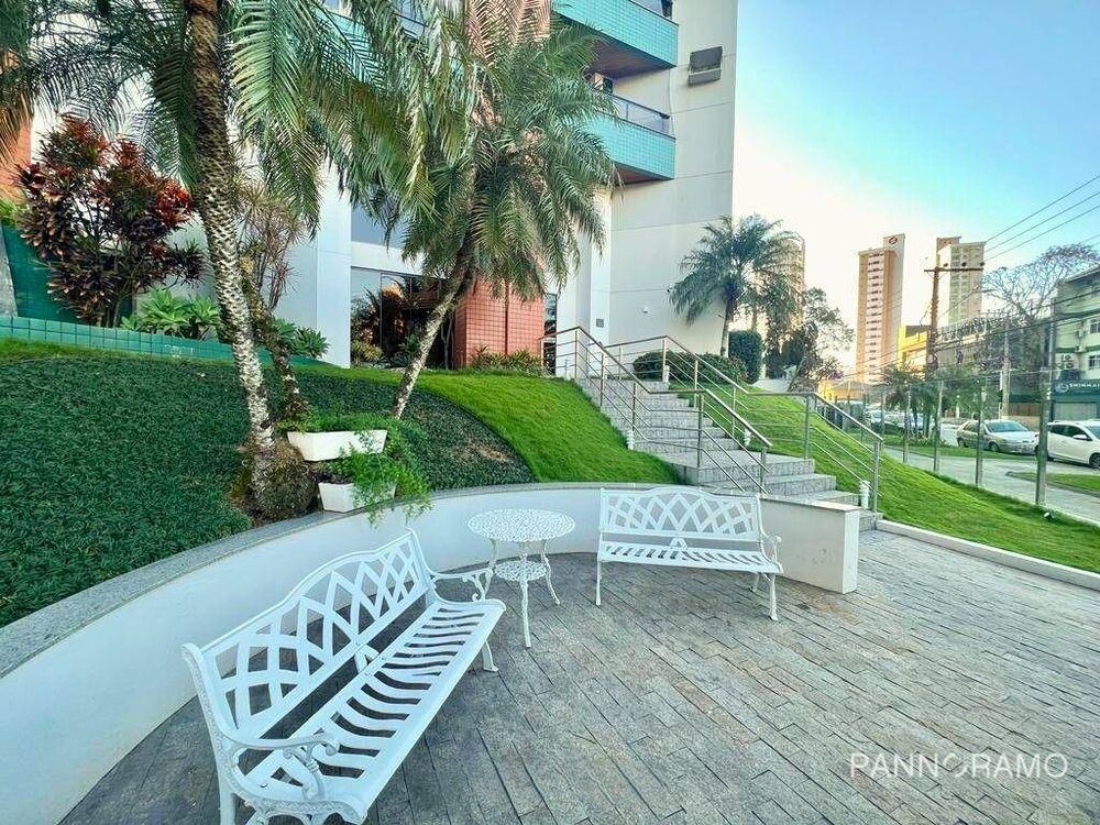 Apartamento à venda com 3 quartos, 110m² - Foto 12