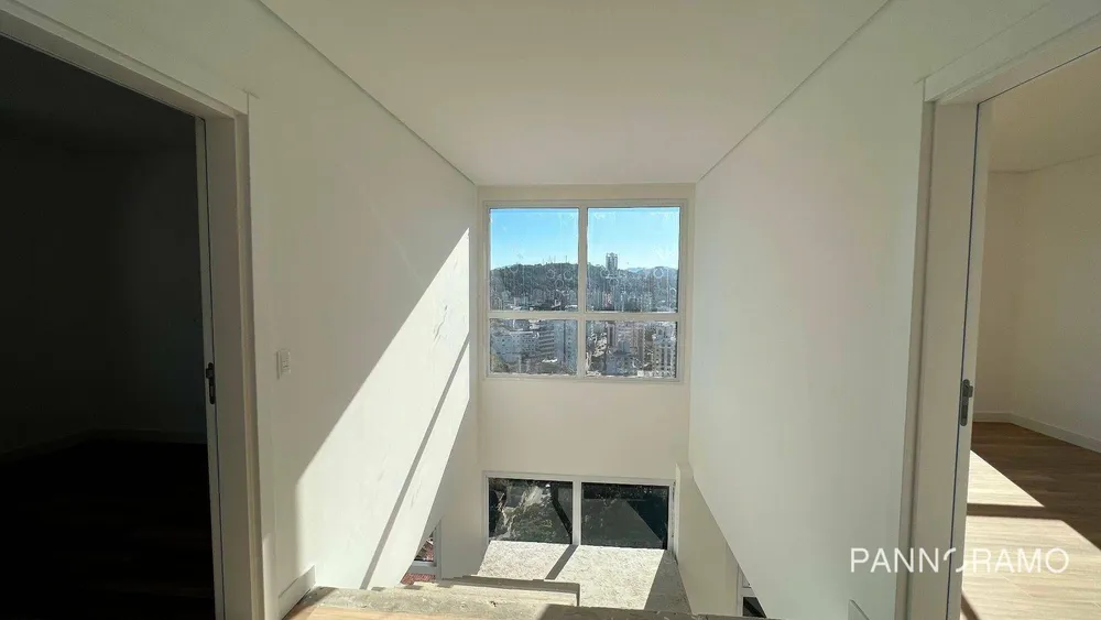 Cobertura, 3 quartos, 280 m² - Foto 6