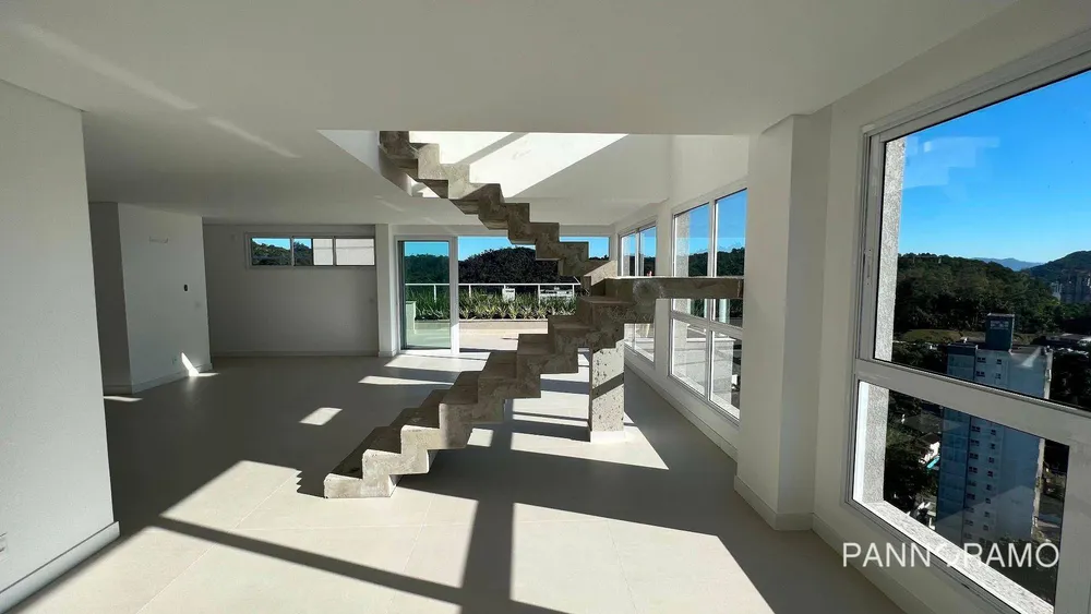 Cobertura, 3 quartos, 280 m² - Foto 3