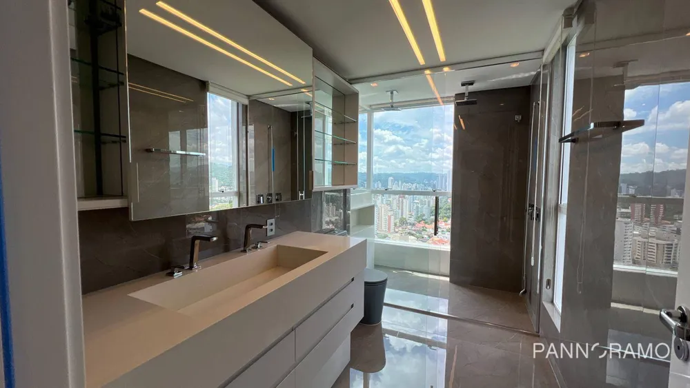 Cobertura, 3 quartos, 318 m² - Foto 11