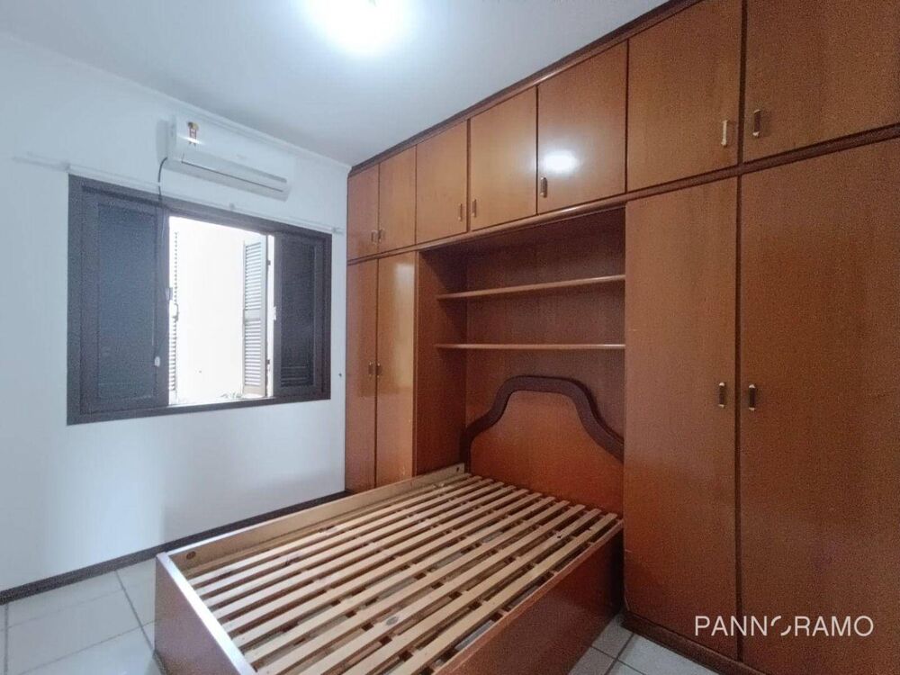 Casa à venda com 4 quartos, 210m² - Foto 10