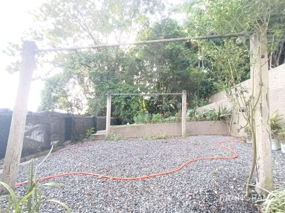 Casa à venda com 4 quartos, 210m² - Foto 5