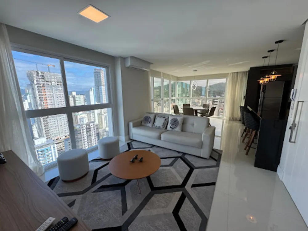 Apartamento, 3 quartos, 140 m² - Foto 2