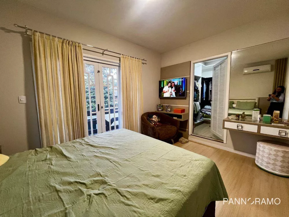 Casa, 3 quartos, 300 m² - Foto 8