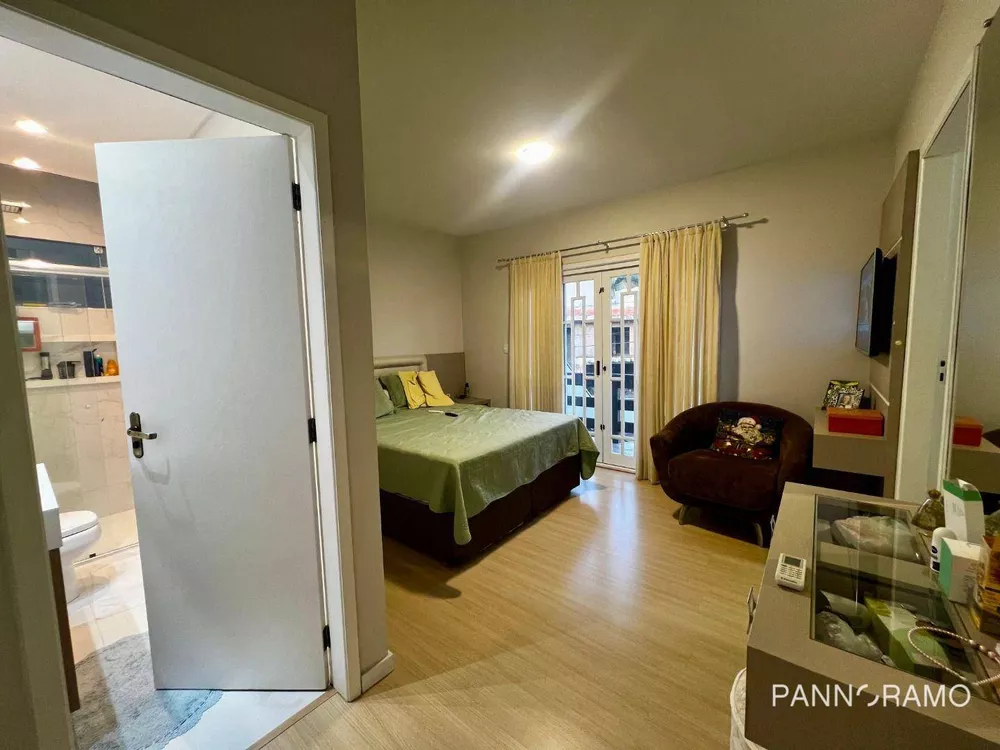 Casa, 3 quartos, 300 m² - Foto 2