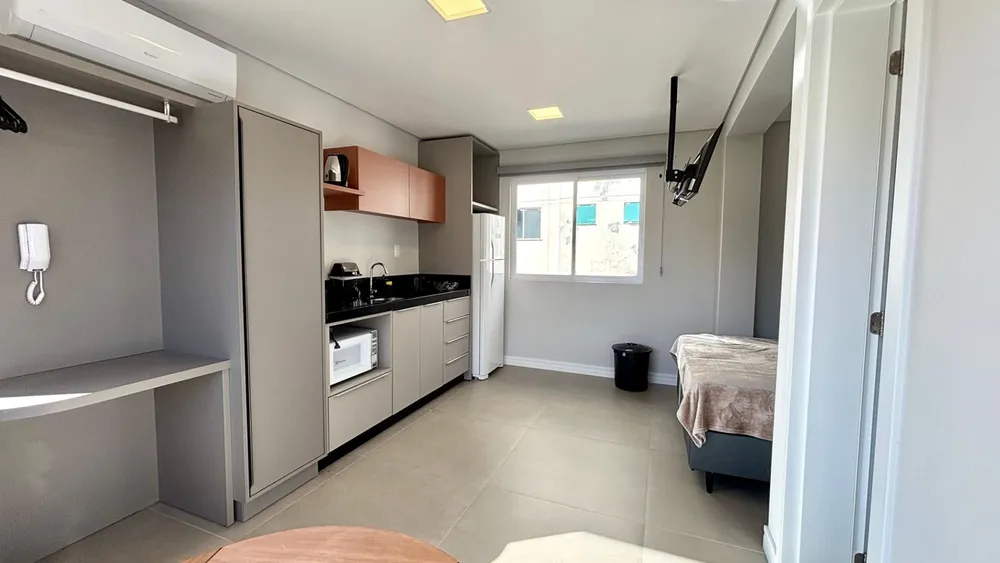 Apartamento, 1 quarto, 25 m² - Foto 1