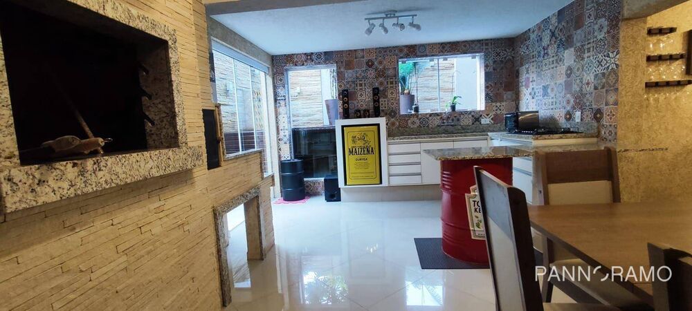 Casa para alugar com 3 quartos, 335m² - Foto 3