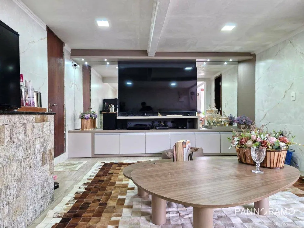 Casa, 3 quartos, 200 m² - Foto 9