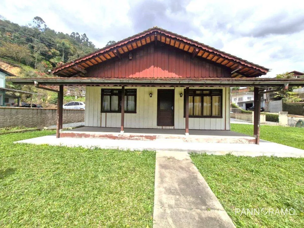 Casa, 4 quartos, 180 m² - Foto 2
