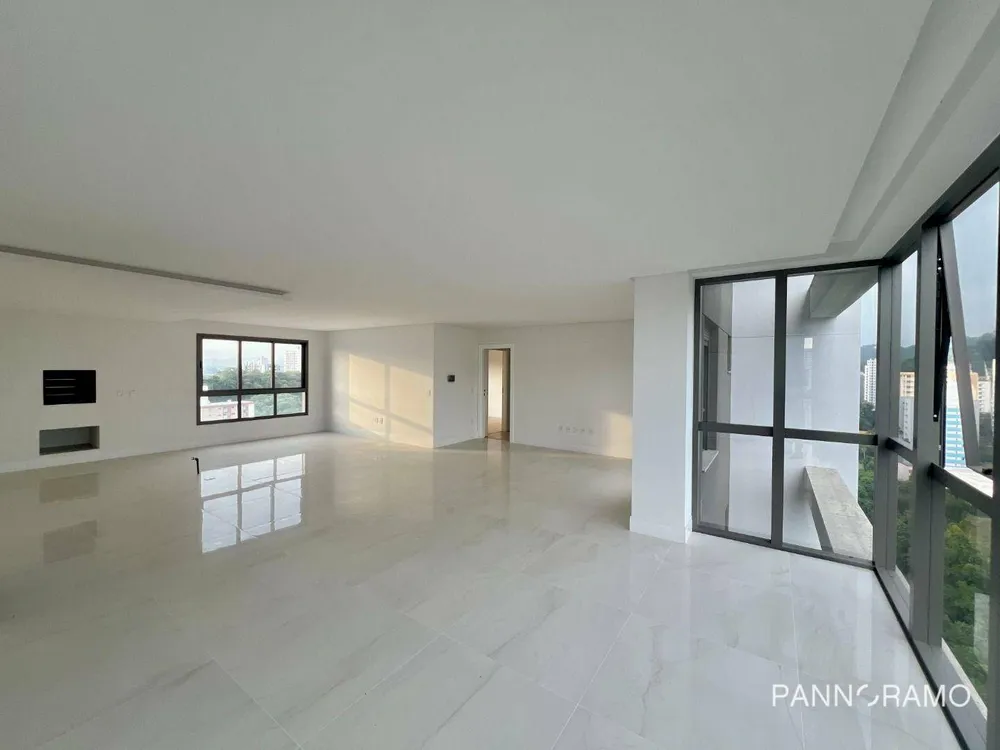 Apartamento, 3 quartos, 174 m² - Foto 1