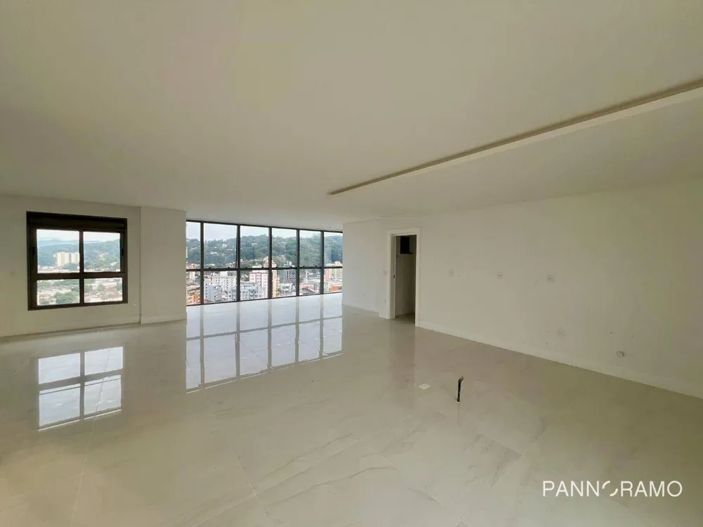 Apartamento, 3 quartos, 174 m² - Foto 2
