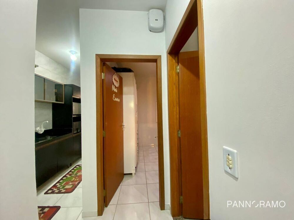 Casa à venda com 2 quartos, 80m² - Foto 6