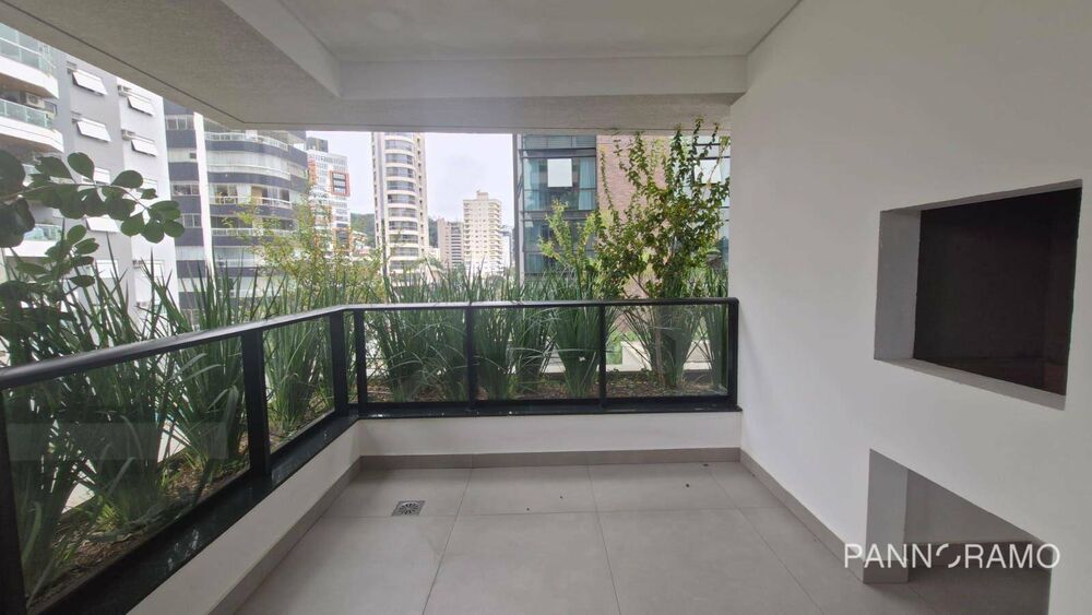 Apartamento, 4 quartos, 218 m² - Foto 1