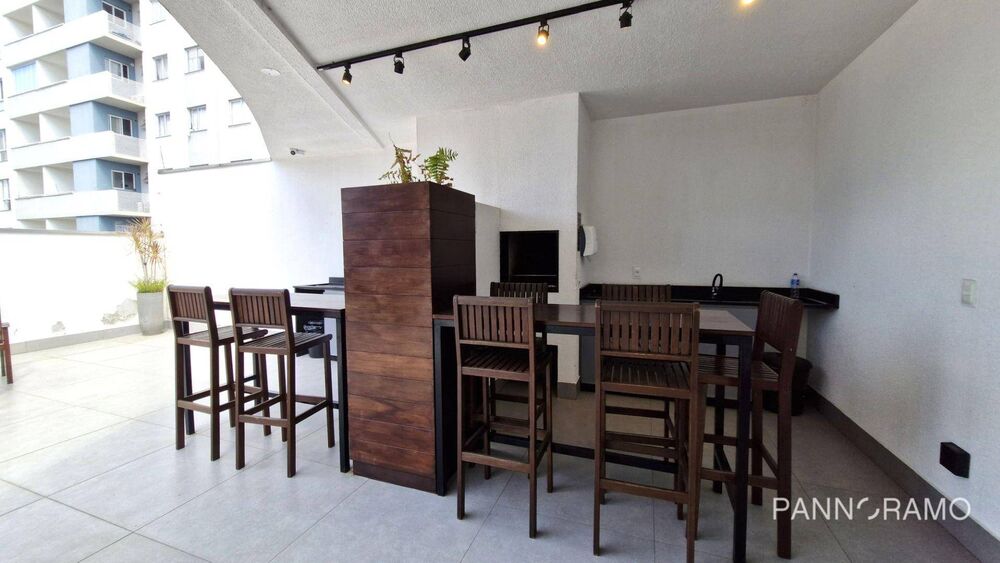 Apartamento para alugar com 2 quartos, 60m² - Foto 12