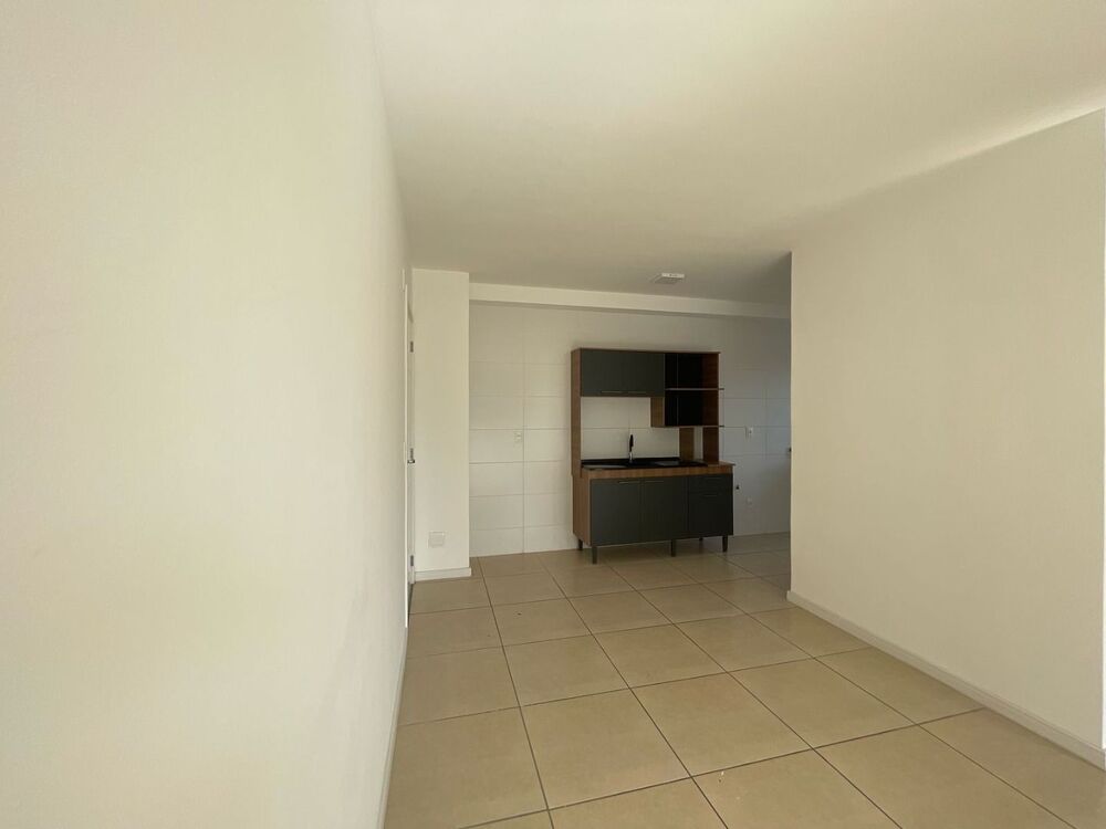 Apartamento para alugar com 2 quartos, 60m² - Foto 2