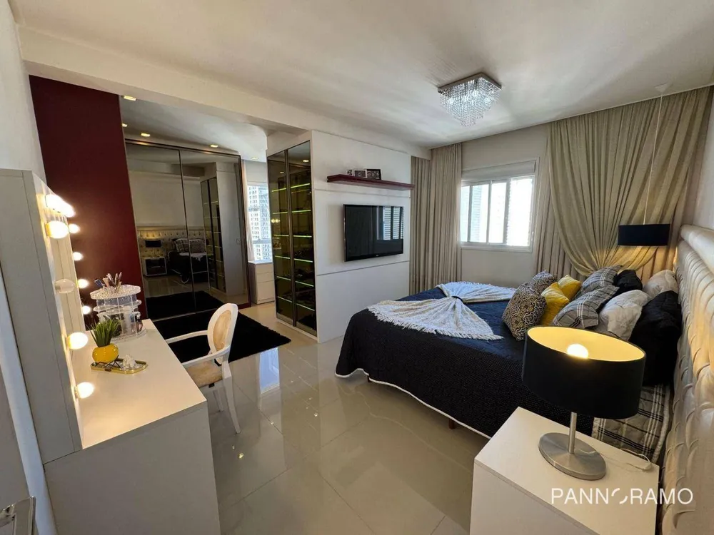 Apartamento, 3 quartos, 134 m² - Foto 2