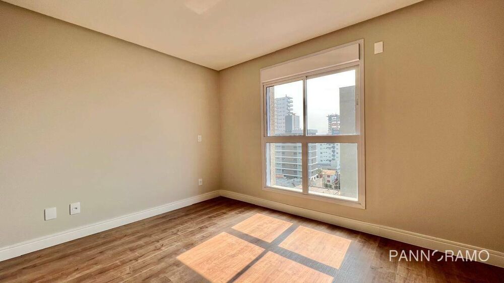 Apartamento, 3 quartos, 137 m² - Foto 1