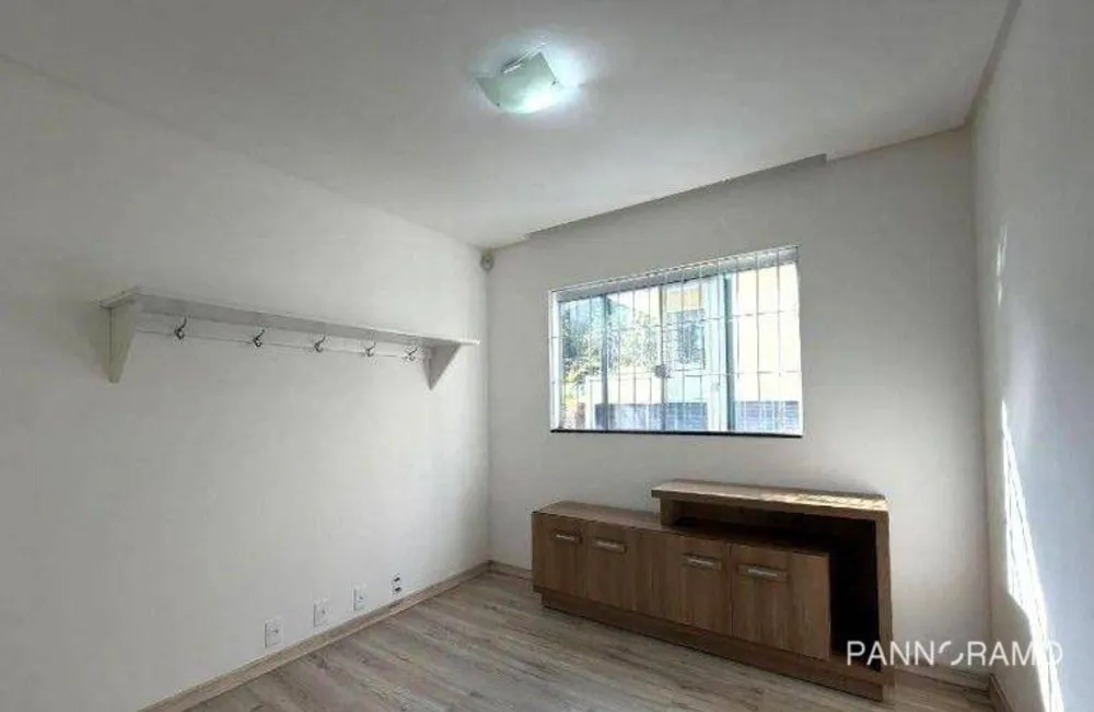 Casa, 3 quartos, 288 m² - Foto 4