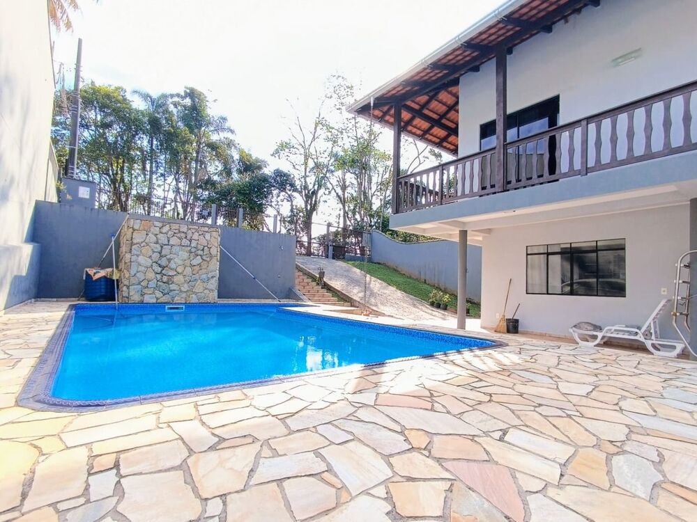 Casa, 3 quartos, 300 m² - Foto 1