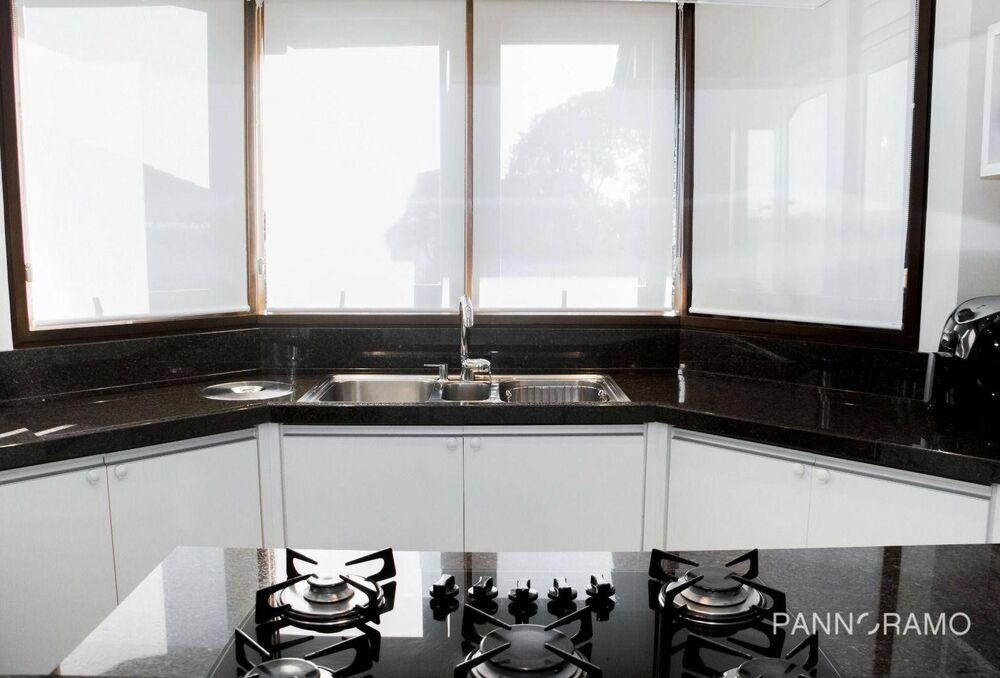 Casa à venda com 4 quartos, 300m² - Foto 4