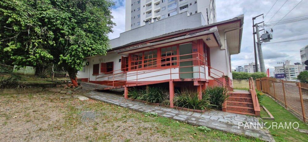 Casa, 9 quartos, 280 m² - Foto 4