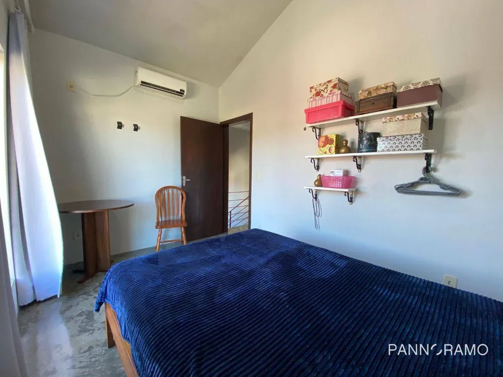 Casa, 3 quartos, 156 m² - Foto 1