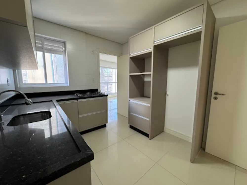 Apartamento, 3 quartos, 131 m² - Foto 4