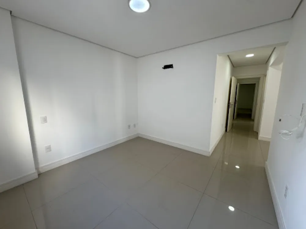 Apartamento, 3 quartos, 131 m² - Foto 9
