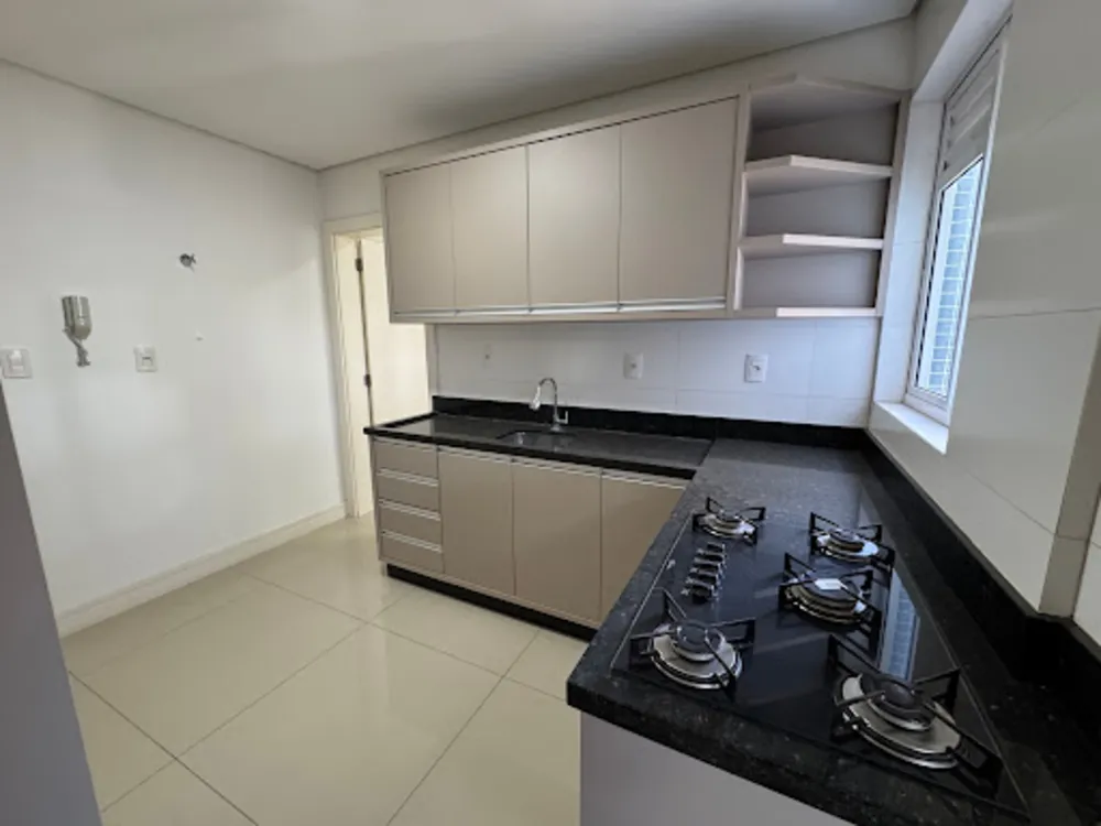 Apartamento, 3 quartos, 131 m² - Foto 3