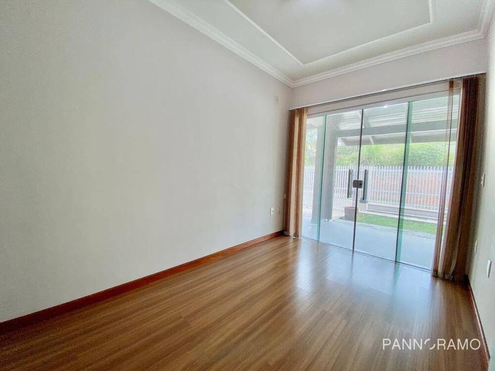 Casa, 3 quartos, 200 m² - Foto 3