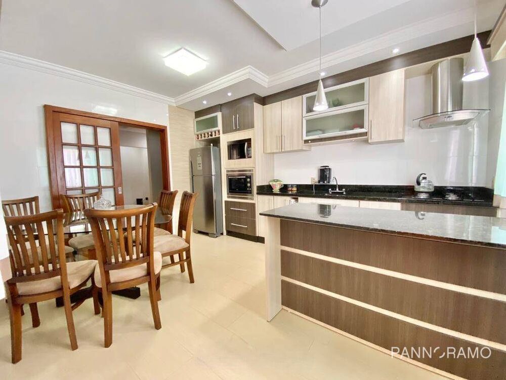 Casa, 3 quartos, 200 m² - Foto 5