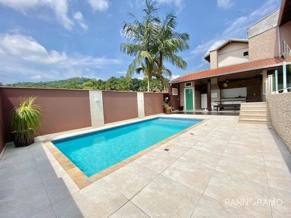 Casa, 3 quartos, 200 m² - Foto 10