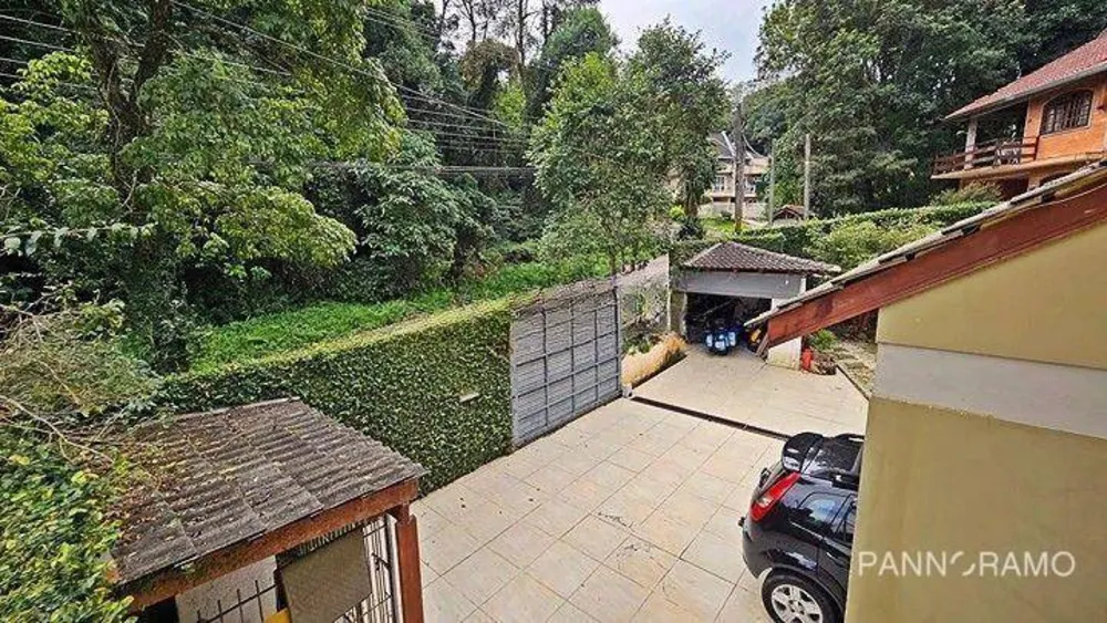 Casa, 4 quartos, 243 m² - Foto 2