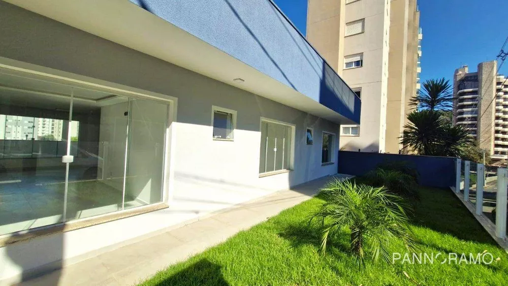 Casa, 4 quartos, 300 m² - Foto 1
