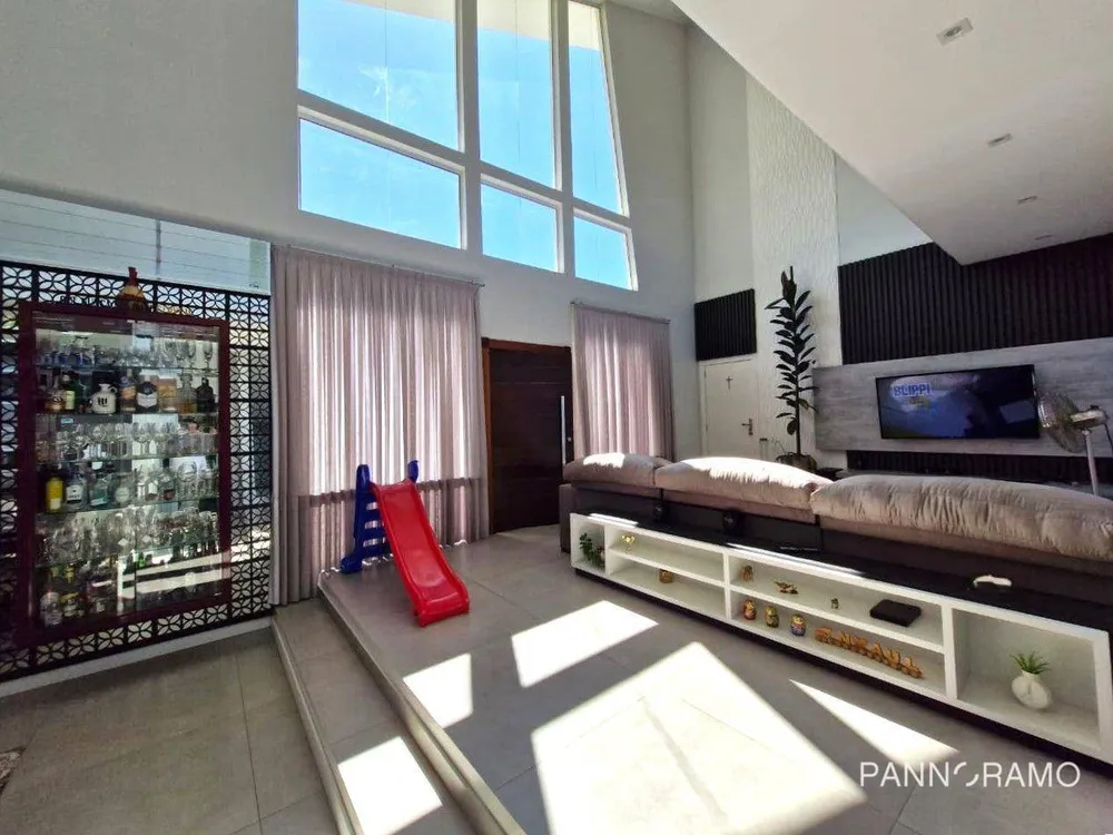 Casa, 3 quartos, 290 m² - Foto 13